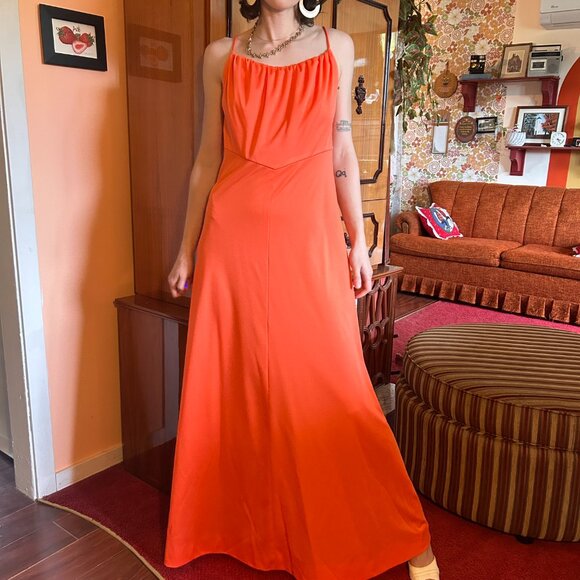 1970s Red polyester prom dress and cover up matching set - Made in Canada by Mis - Picture 9 of 16